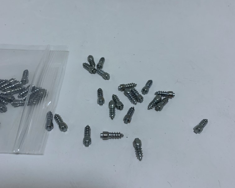 Шипы универсальные Jx 4x4-12, с твердосплав. головкой, под шестигранник